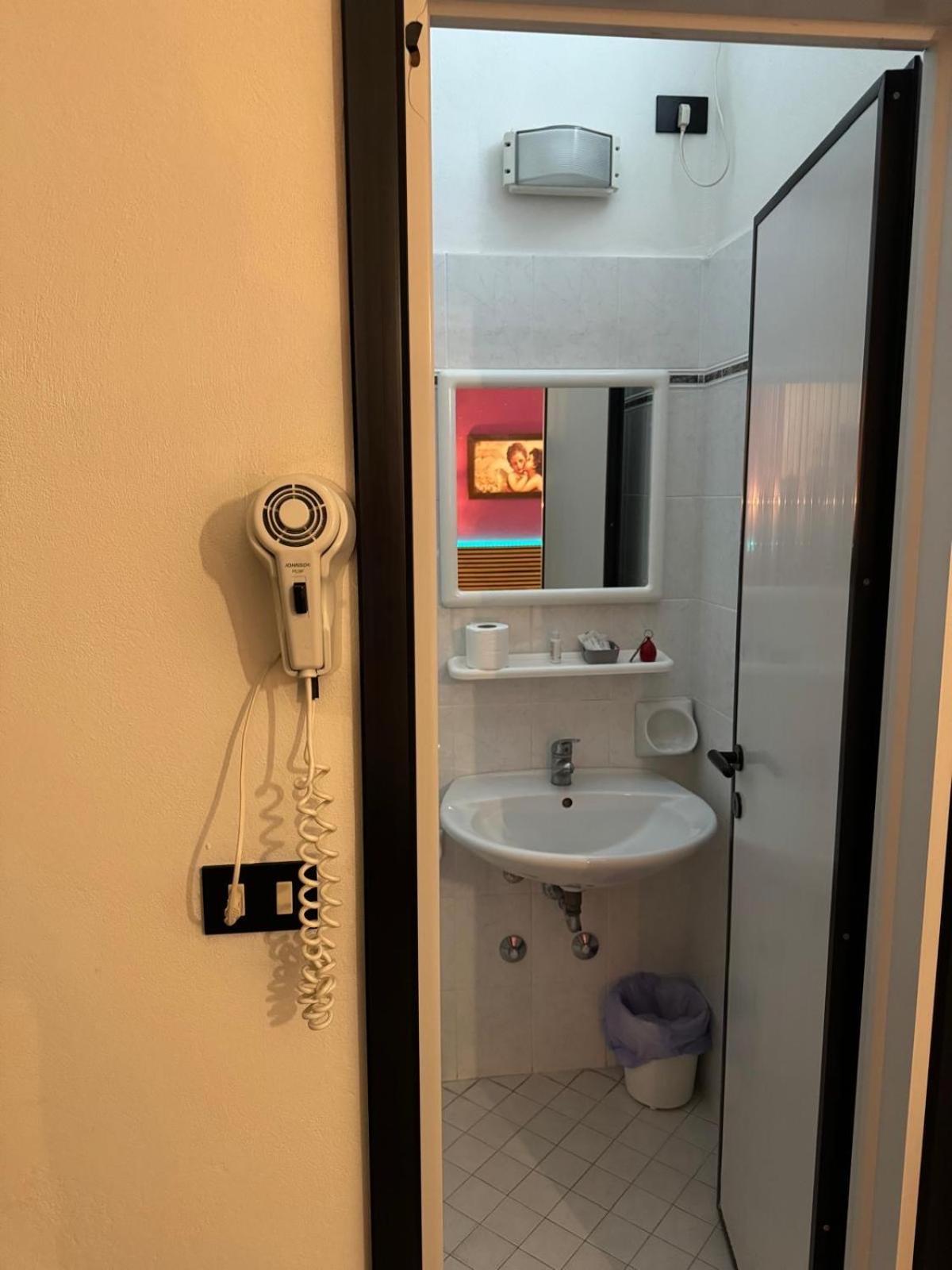 Hotel New Liston Rimini Esterno foto